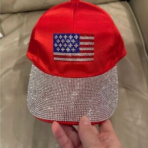 BLING AMERICAN FLAG ACCENTED BASEBALL CAP